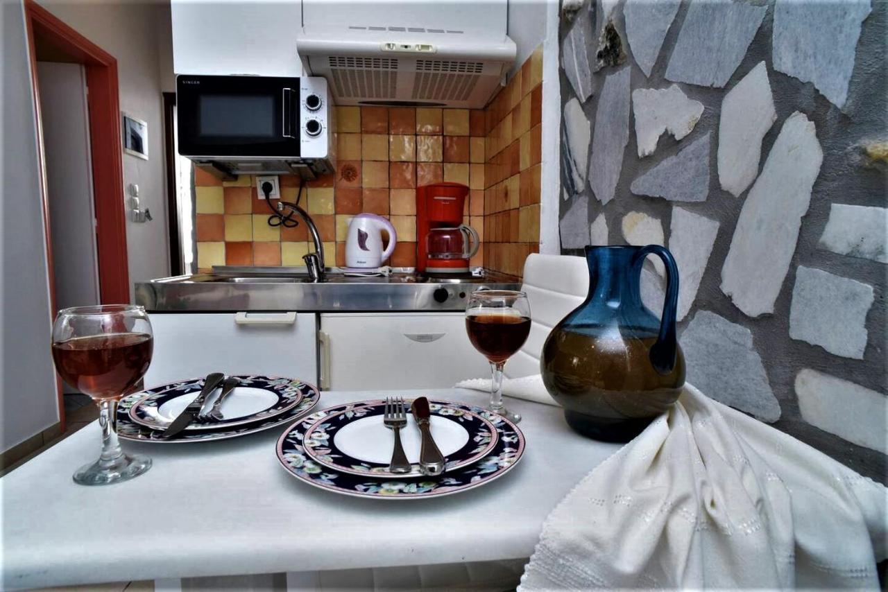 Pasas Castle - Unique Luxury Apartments Naxos City Extérieur photo