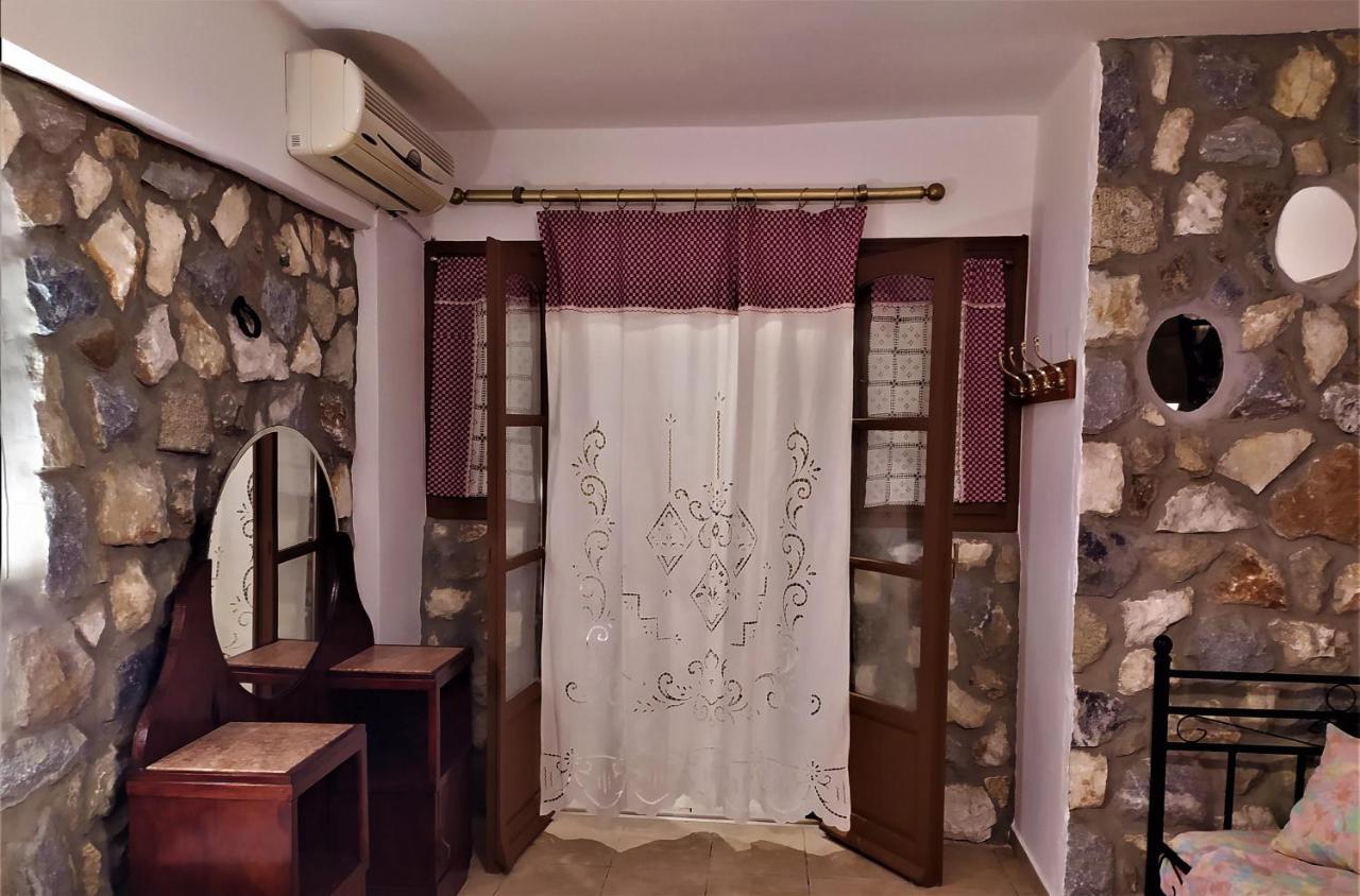 Pasas Castle - Unique Luxury Apartments Naxos City Extérieur photo
